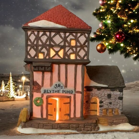 Dept 56 Blythe Pond Mill House (First Release) Dickens Village Building - 1986 - Picture 1 of 7